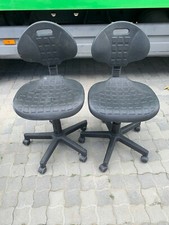 2 sztuki krzeseł roboczych Werktec do stosowania w pomieszczeniach mokrych i laboratoryjnych