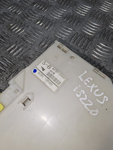 LEXUS IS220D UNDER DASH FUSE BOX 2.2 DIESEL (2005 - 2012) - Picture 6 of 6