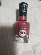 Sally Hansen Miracle Gel 0.5 Fl. Oz. 496 Beet, Pray, Love + Gel Matte Top Coat
