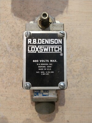 NEW RB DENISON PL201WS-2M LEVER TYPE LIMIT SWITCH - 4 PIN AMPHENOL STYLE CONN