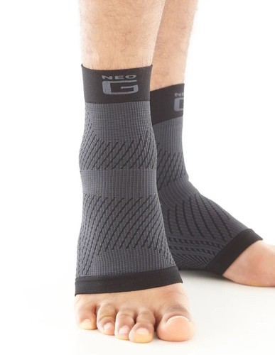 Neo G Plantar Fasciitis Compression Socks -Class 1 Medical Device: Free Delivery - Picture 4 of 8
