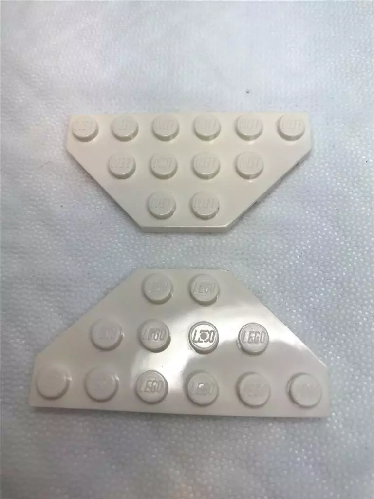 2419 LEGO Parts 2 Wedge Plate 3 x 6 Cut Corners 2419 WHITE