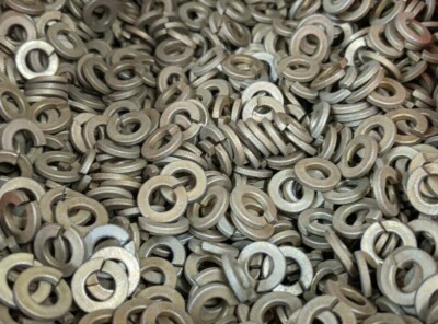 Fasteners Inc. 1-1/4" Grade 8 Hardened Split Lock Washers - Yellow Zinc Plated Steel