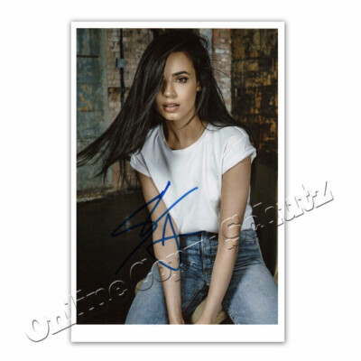 Sofia Carson aus Descendants +++ Autogrammfoto /Autograph Photo (K1)