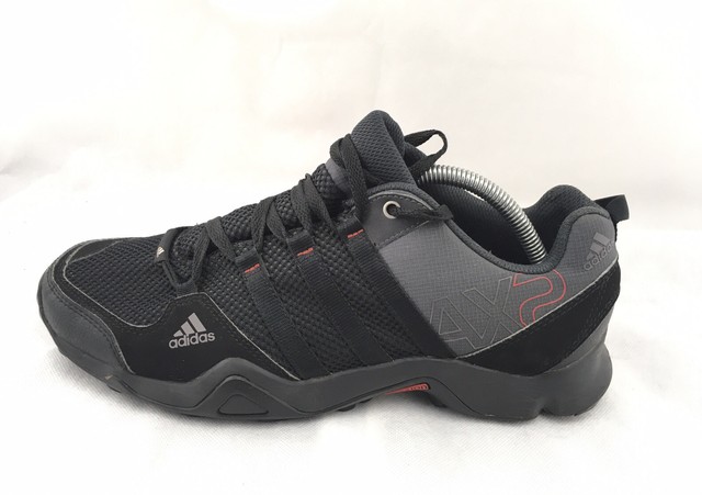 black trail shoes