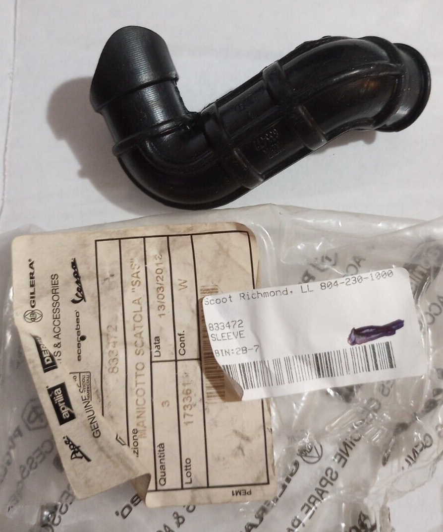 Secondary Air Housing Sleeve Piaggio Fly 50, 100 NOS 833472 (L