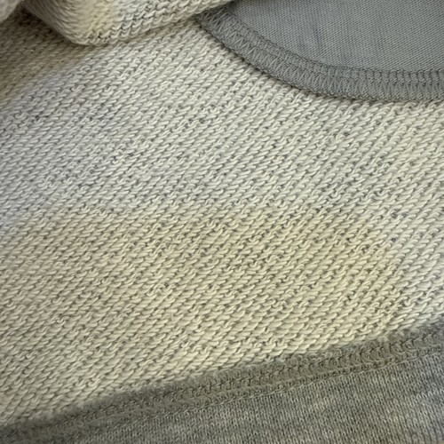 Short sweat bas ALO Yoga - gris bruyère - taille XS PRIX DE VENTE CONSEILLÉ 68 $ - Neuf avec étiquette - Photo 5/10