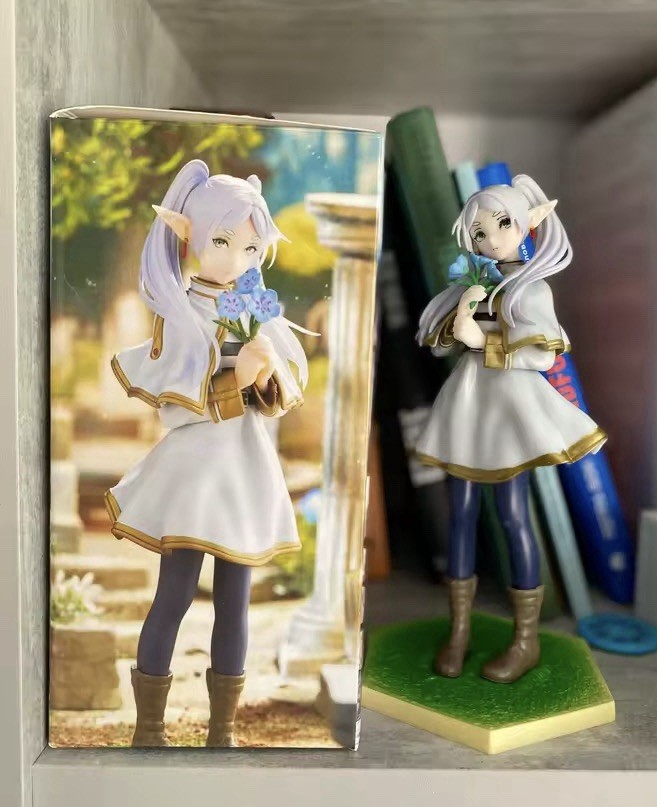Frieren Holding Flowers Figure – 18cm Frieren: Beyond Journey's
