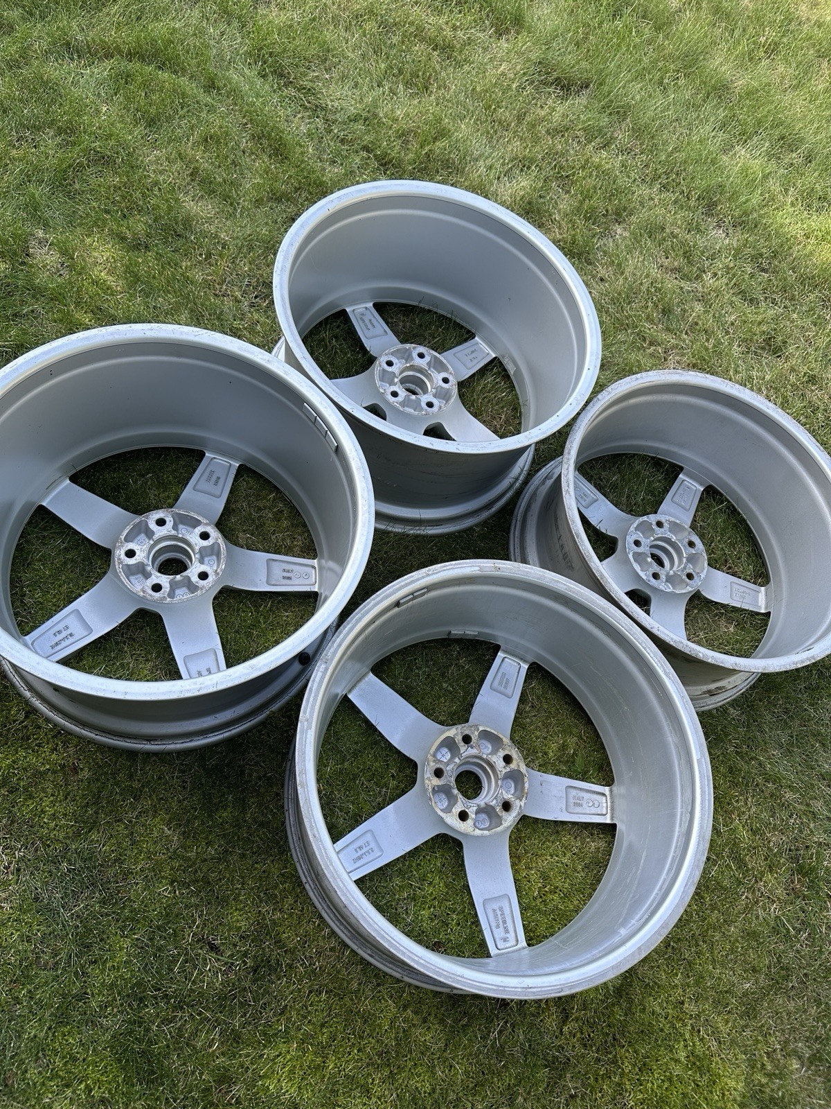 Ferrari GTC4Lusso 2018-2019 Wheels Set P/N 311037