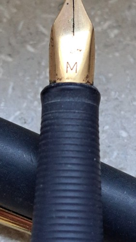 Rotring Renaissance Kolbenfüller mit Gold? M Feder im guten Zustand - Bild 2 von 6