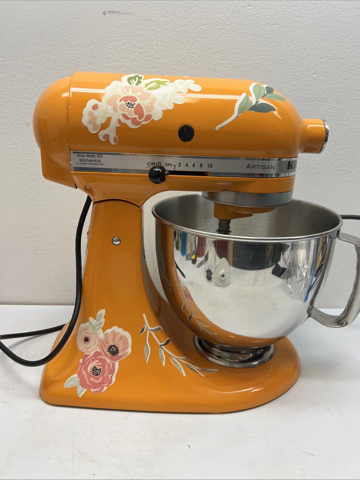 VG+ KitchenAid Artisan Series 5-Qt Tilt-Head Stand Mixer Tangerine KSM150PSTG 🔥
Opens in a new wind