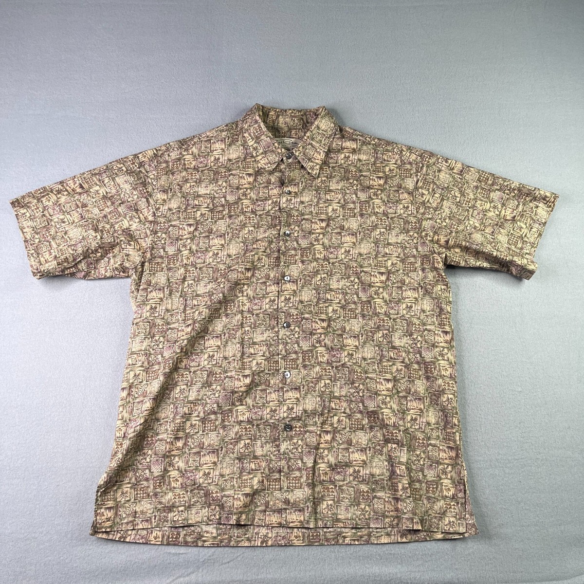 Tori Richard Shirt Large Beige Tropical Beach Button Up Short Sleeve Mens