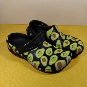 avocado bistro crocs