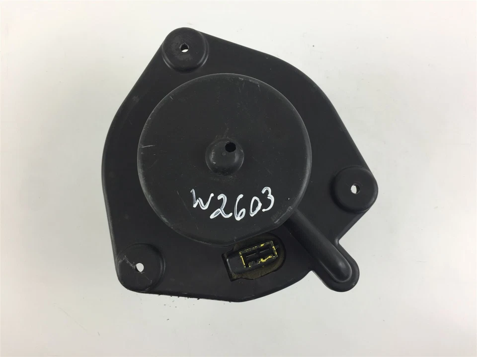 W2603 VOLVO 940 1997 HEATER FAN BLOWER MOTOR 30676867 - image 3 of 4