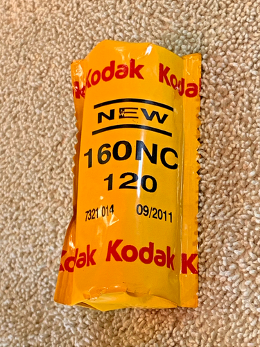 Kodak 120 PORTRA Natural Color 160 NC Expired 09/2011