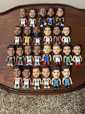 Zuru Lot Of NBA Ballers 2 LeBron James Lakers + 23 | eBay