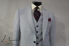 NUEVO CON ETIQUETAS TRAJE REISS piel de tiburón gris pico solapa un botón tres piezas corte delgado 38 R