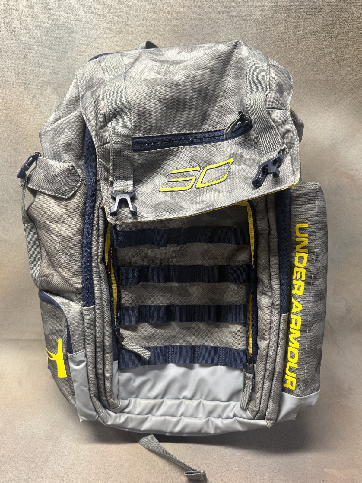 UNDER ARMOUR Steph Curry 4 Low Basketball Backpack SC30 Camo with Yellow