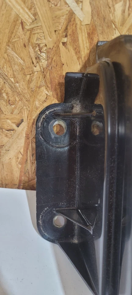 1985-1992 Pontiac Firebird Trans Am painel de enchimento lanterna traseira enfeite usado OEM - Imagem 4 de 4