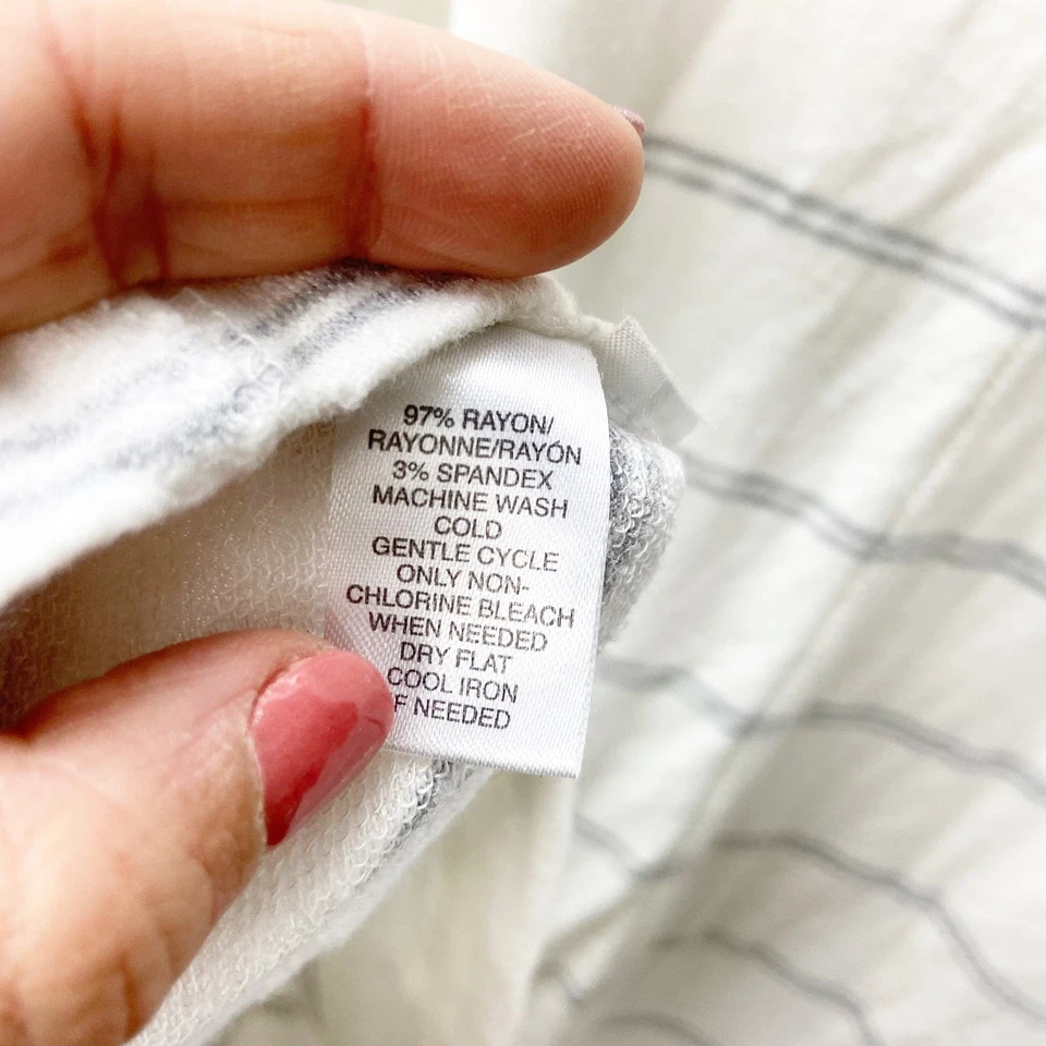 Top tejido Lou & Grey mediano para mujer blanco a rayas cuello capucha Foto 4 de 4
