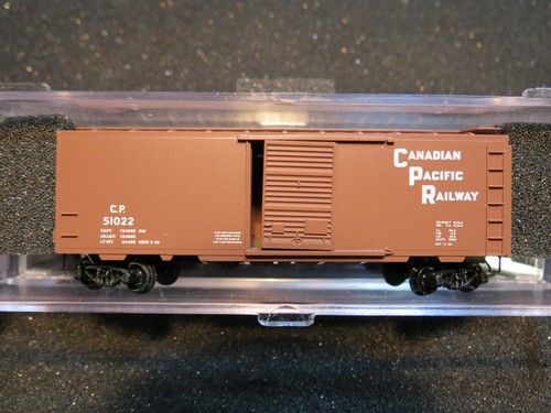 N - Micro-Trains 20436 - 40’ puerta corredera vagón de carga, Canadian Pacific 51022 LN | Zustand: Used