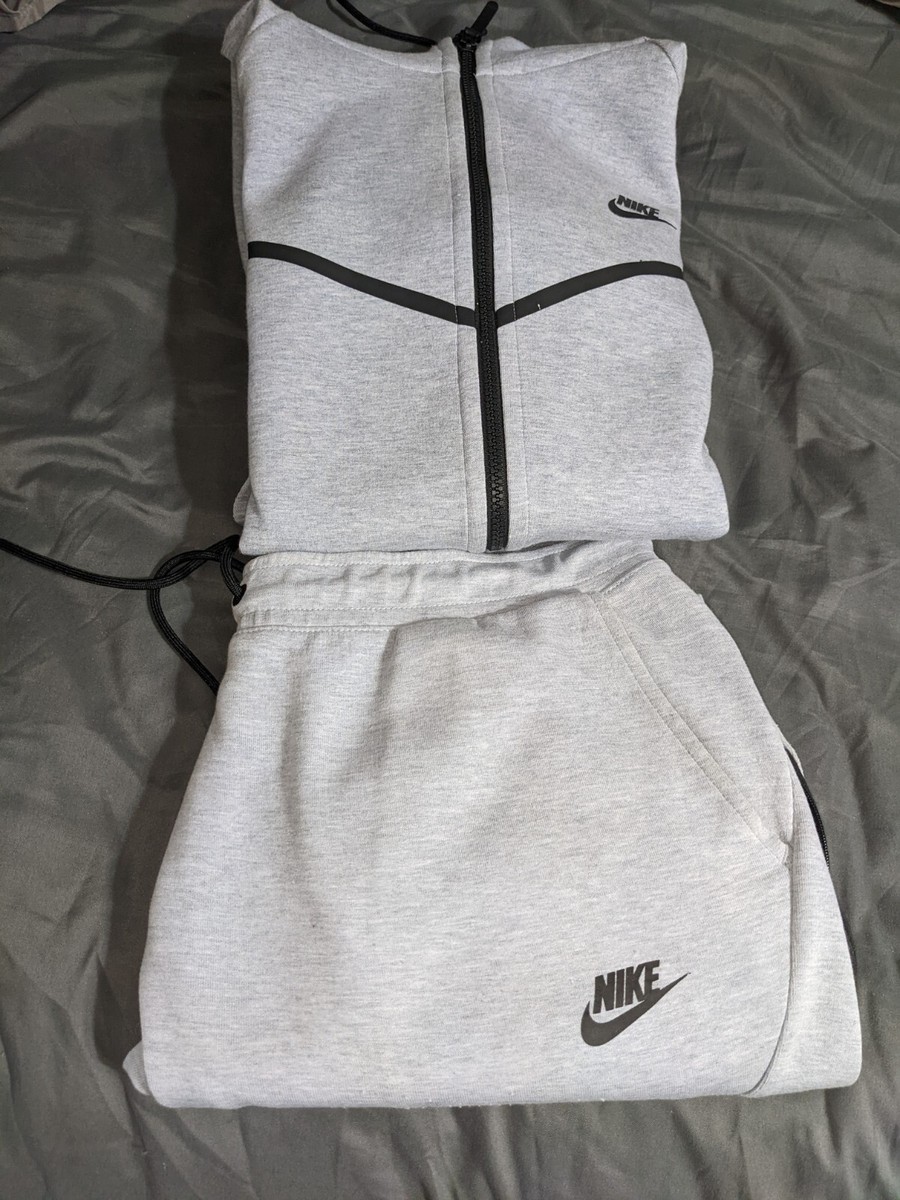 nike tech fleece windrunner joggers