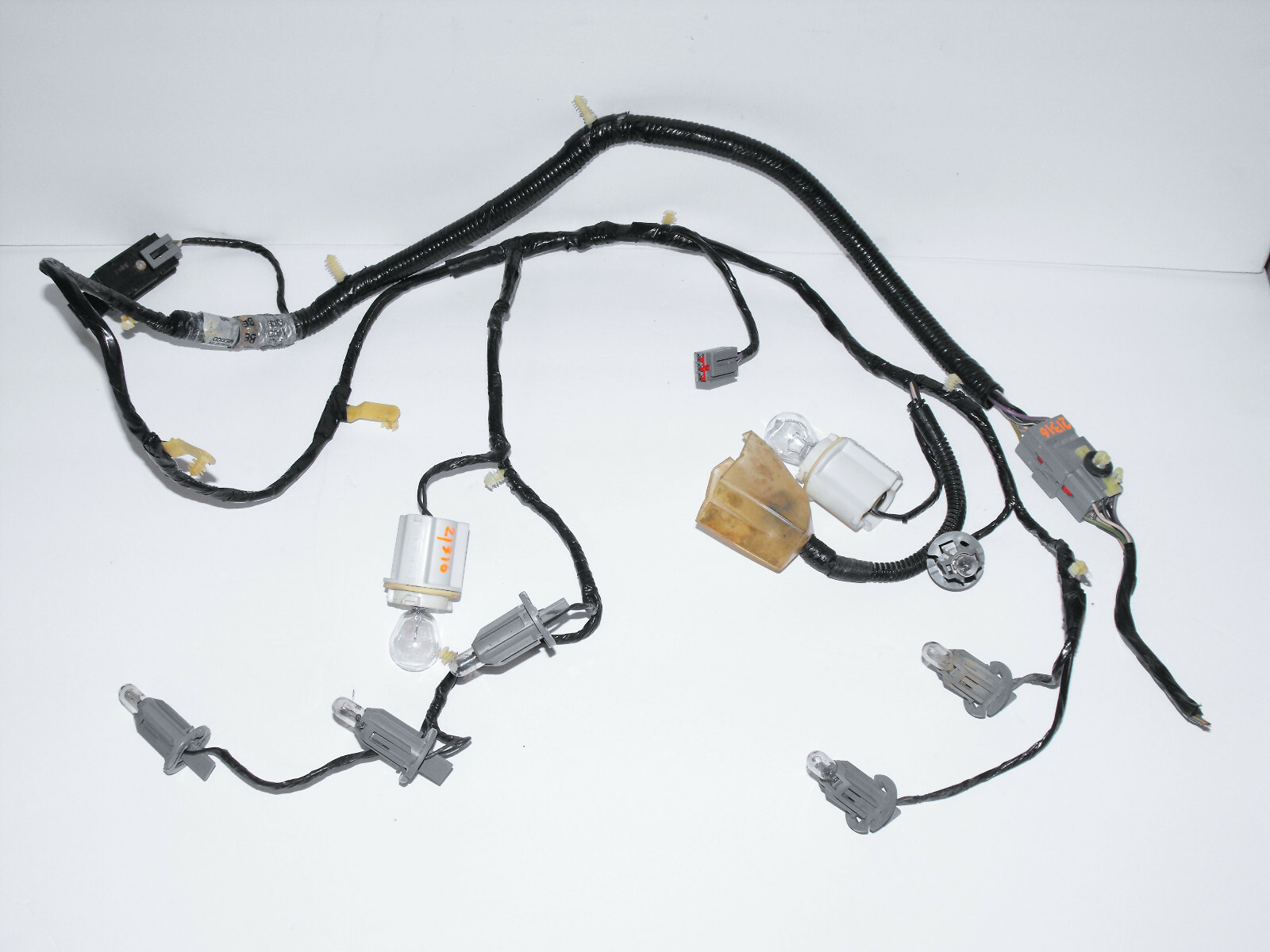 1993 1996 Lincoln Mark VIII Center Trunk Tail Ligt Wire Harness Lincoln