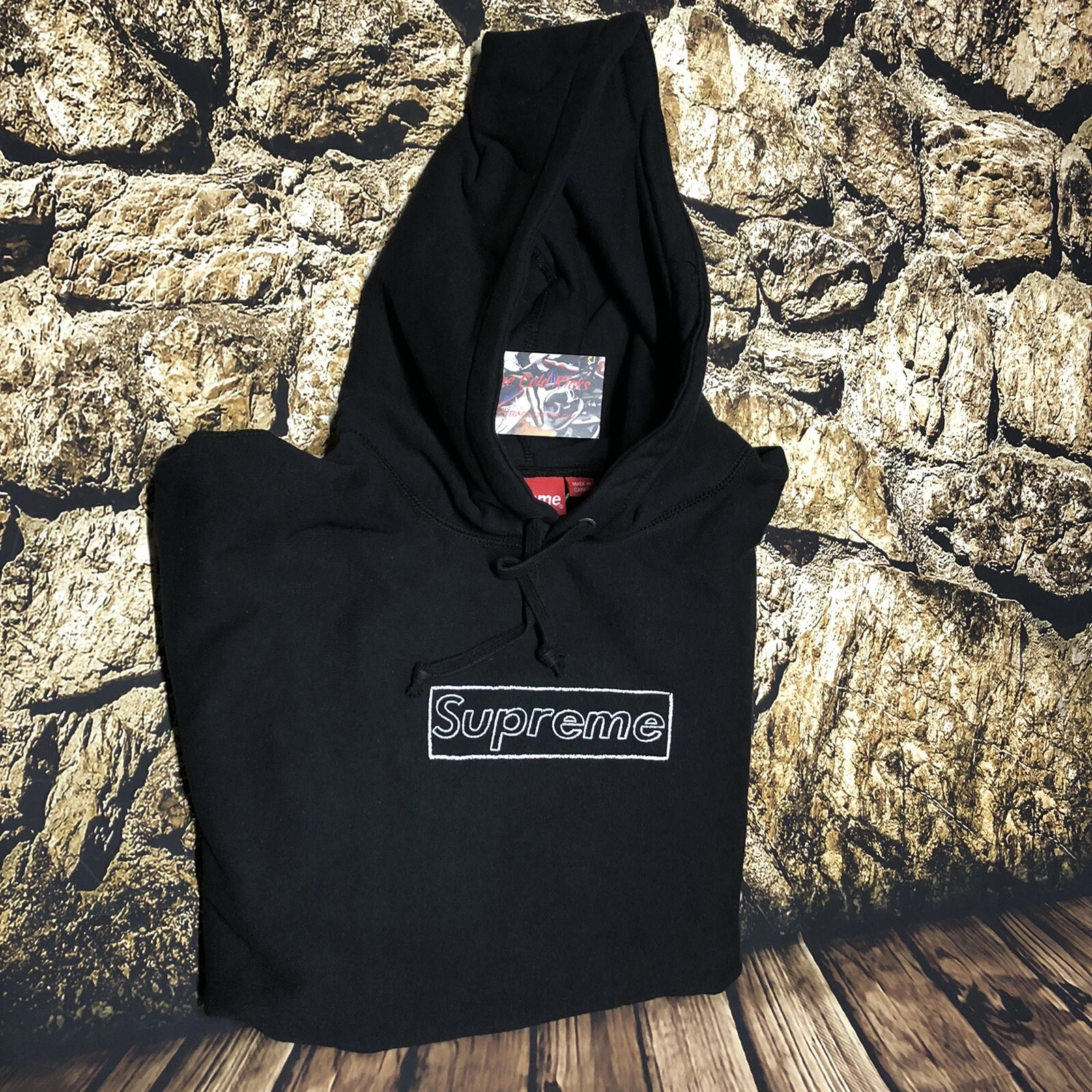 Felpa con cappuccio Supreme KAWS Chalk Box logo TAGLIA MEDIA