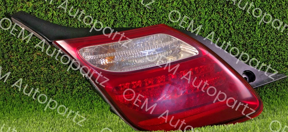Juego completo de luces traseras Lexus sc430 2006-2010 montaje OEM usado Foto 3 de 4