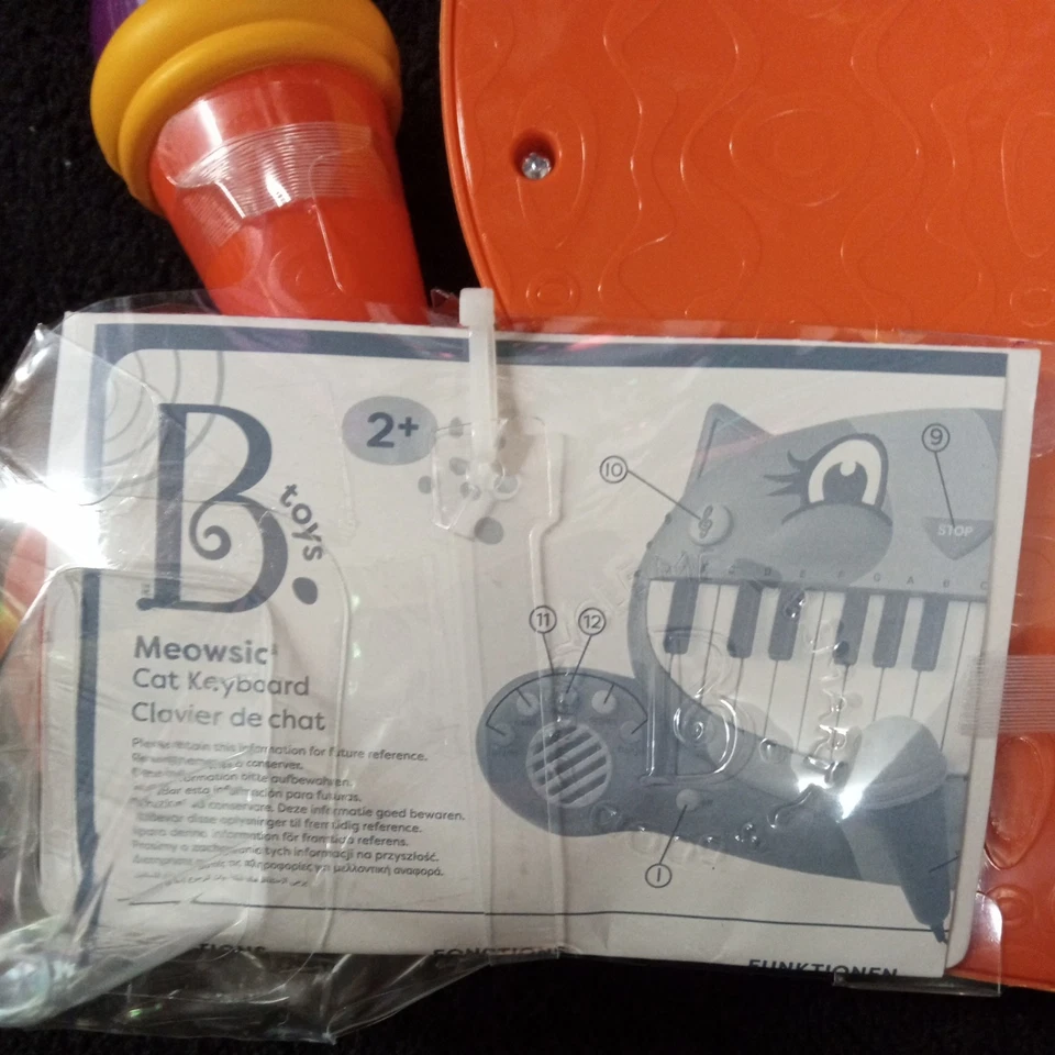 ¡Completo! Teclado de piano My B.Toys Meowsic Singing Orange Cat con micrófono Foto 2 de 2