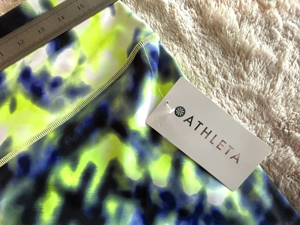 NUEVO CON ETIQUETAS Leggings ajustados Athleta Elation Tie dye 7/8 Talla 1X Azul Amarillo Fitness Yoga Foto 3 de 4