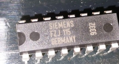 10 Stück Siemens FZJ 115  JK-Master-Slave Flipflop mit N-Anschlüssen, wie FZJ111