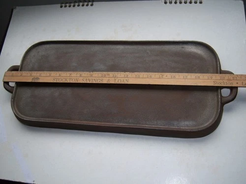 Vintage Lodge Long Griddle #7 NICE