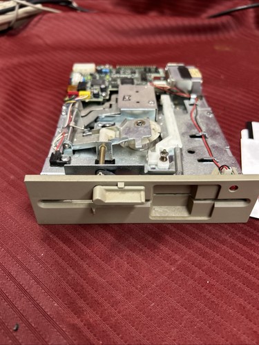 Fuji Toshiba 5.25 Inch Floppy Disk Drive 360k fully functional tested w diag - 第 3/13 張圖片
