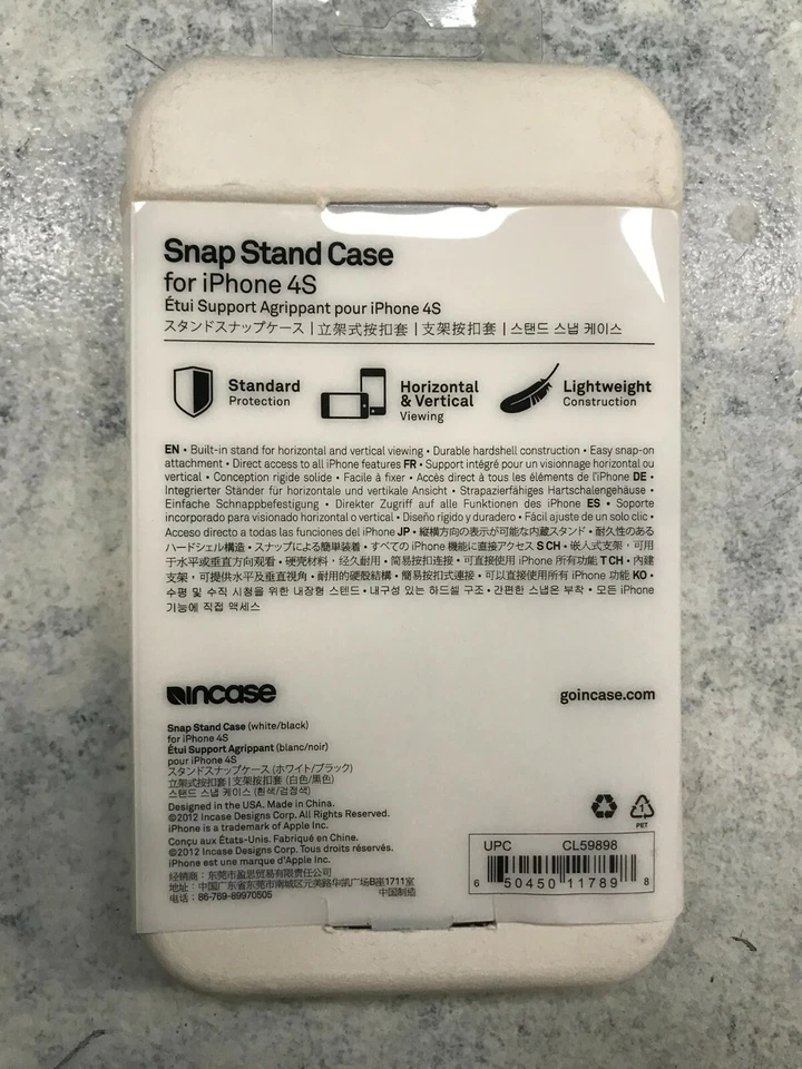 New Incase CL59898 Snap Hard Case for Apple iPhone 4S/4  White Black with Stand - Image 4 of 4