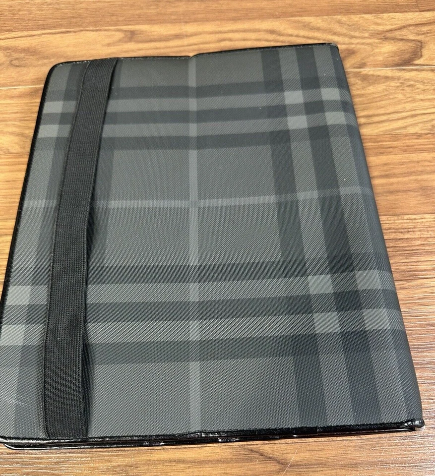 Burberry Tuffley Black iPad Series 1 Carrying Case Authentic Clean - Image 2 of 4