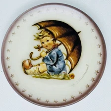 Hummel Goebel Umbrella, Girl 1982 Annual Mini Plate Reproduction In Original Box