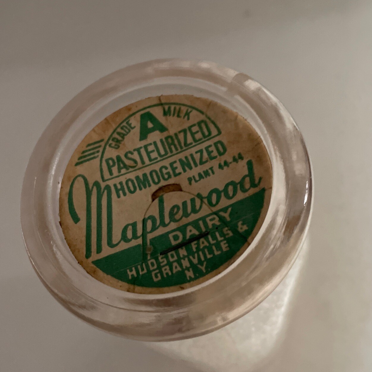 MAPLEWOOD DAIRY Half Pint Milk Bottle Fair Haven VT Hudson Falls NY w/ Match Cap eBay