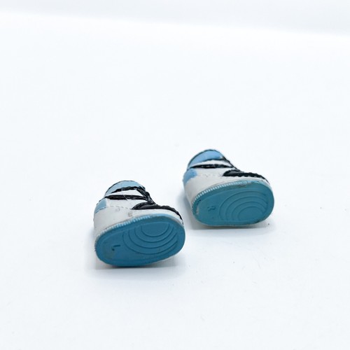 MGA Freshest LOL OMG Tweens Doll Shoes Sneakers - Picture 4 of 6