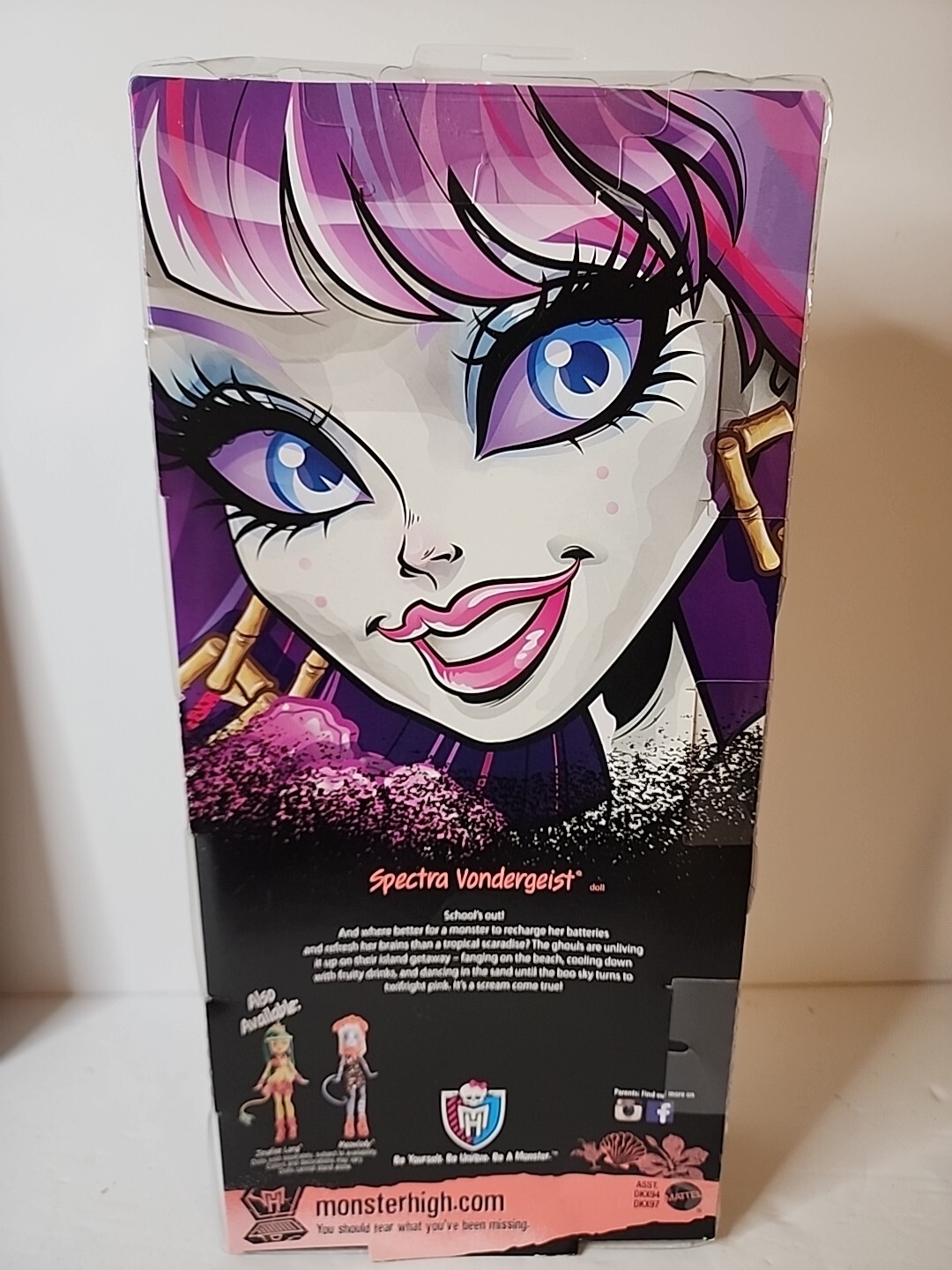2015 MONSTER HIGH GHOULS GETAWAY SPECTRA VONDERGEIST DAUGHTER OF A GHOST