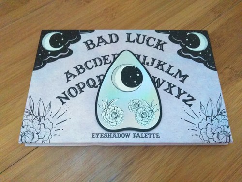 Bad Luck Spirit Board Eyeshadow Palette 12 Colors