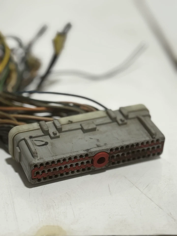 Ford F250 F350 460 1987-1991 bahía de motor ECU PCM ARNÉS DE CABLEADO COLETA USADO Foto 3 de 4