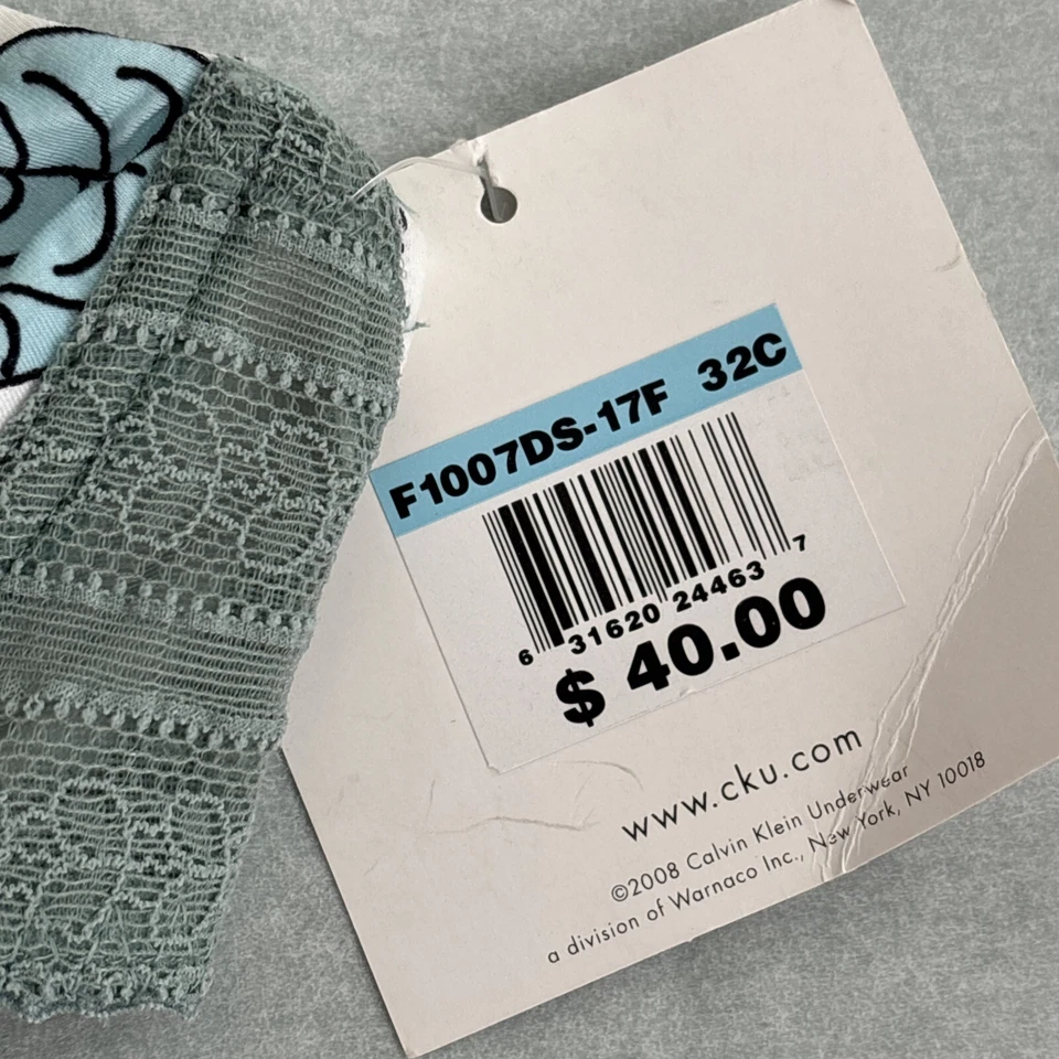 Conjunto de sutiã e calcinha Calvin Klein 32C e calcinha tamanho M renda verde floral novo com etiquetas - Imagem 4 de 4