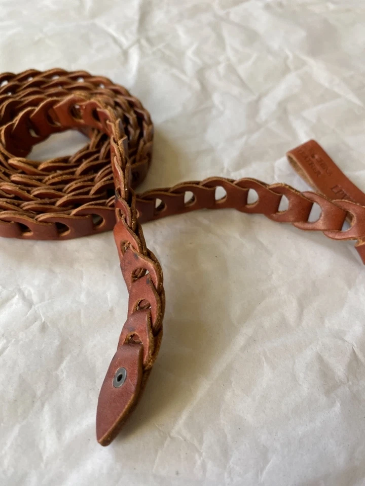 UNIQUE WOMENS LARGE VINTAGE COLLECTION BROWN WOVEN SKINNY LEATHER BELT - Image 4 of 4