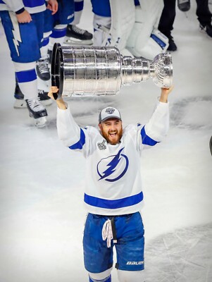 Kevin Shattenkirk Tampa Bay Lightning Unsigned 8x10 Photo