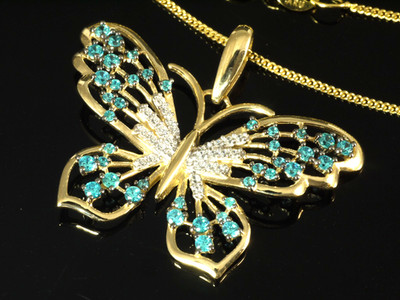 333 Gold Schmetterlings Kette mit Sky Blue Topas und Zirkonia 30 x 23 mm
