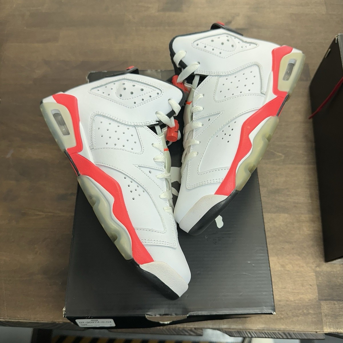 Size 5Y (GS) - Air Jordan 6 Retro Infrared Pack White (USED