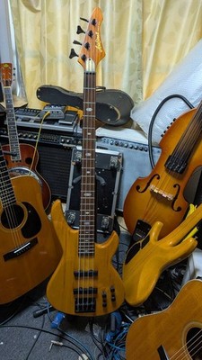 AVB 80 Through Neck Made in Korea EMG JJ Piezo Vol x 2 Video adjusted video!