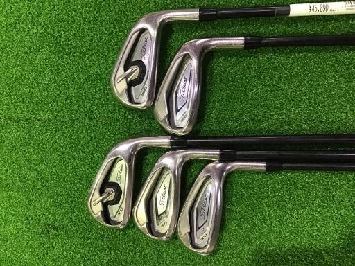 Titleist T300 Iron Set 6-9+PW Right Handed Kuro Kage 60 5pc Golf Clubs