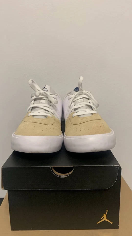 Jordan Series ES - Howard PE - Promoción - Talla 14  Foto 2 de 4